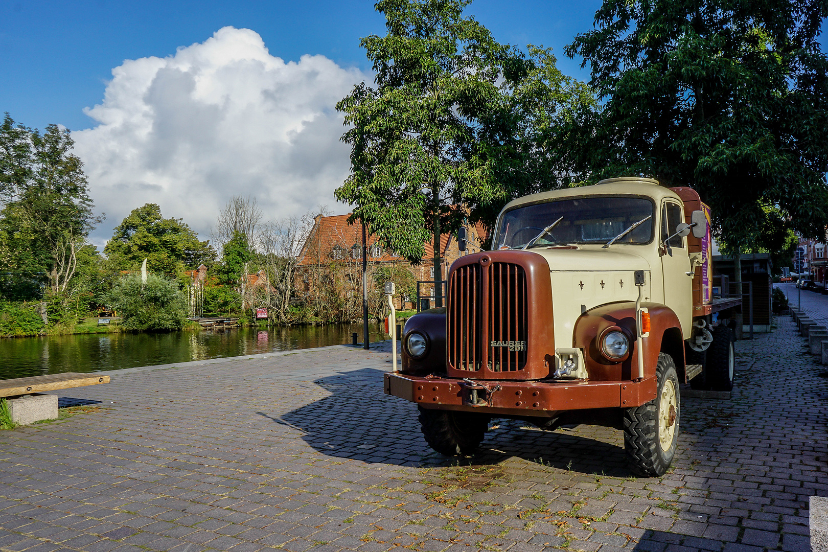 Saurer 2 Dm Foto Bild Oldtimer Lkw Fahrzeuge Bilder Auf Fotocommunity