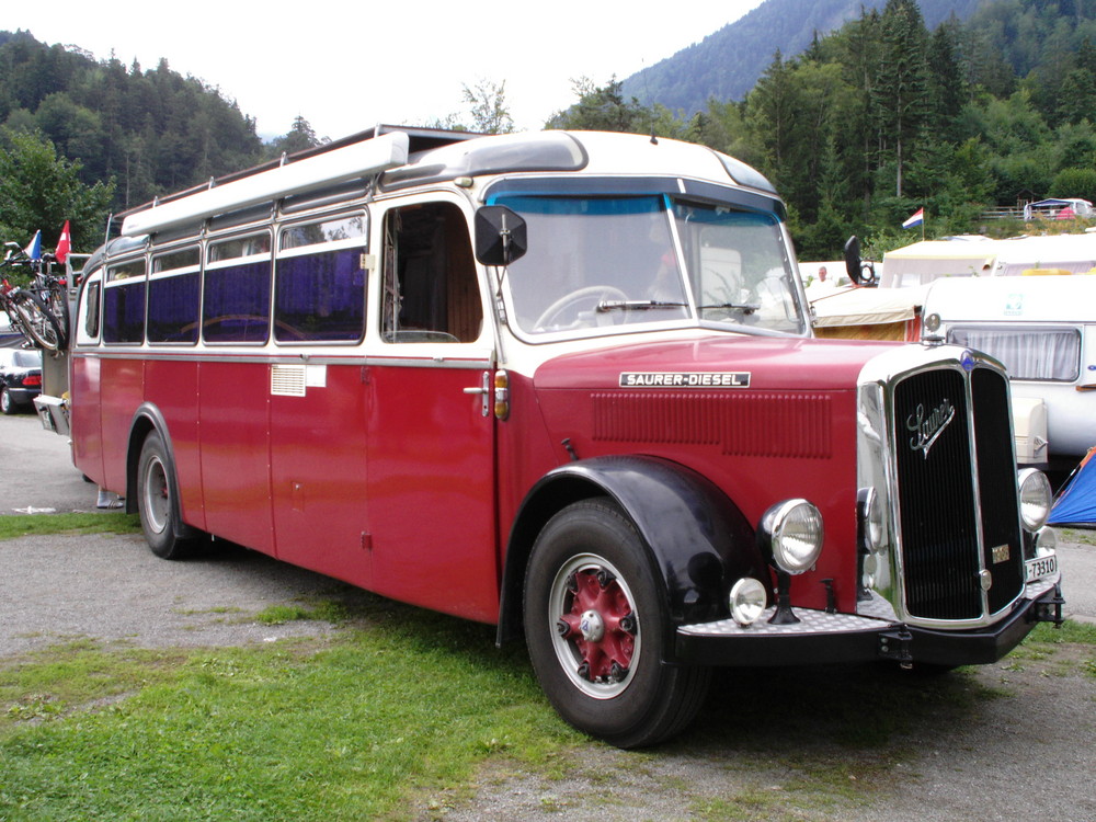 Saurer-Bus