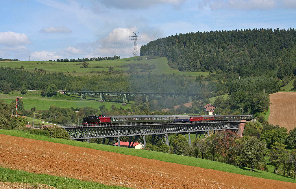 Sauschwänzlebahn: Sonderzug auf dem Viadukt!