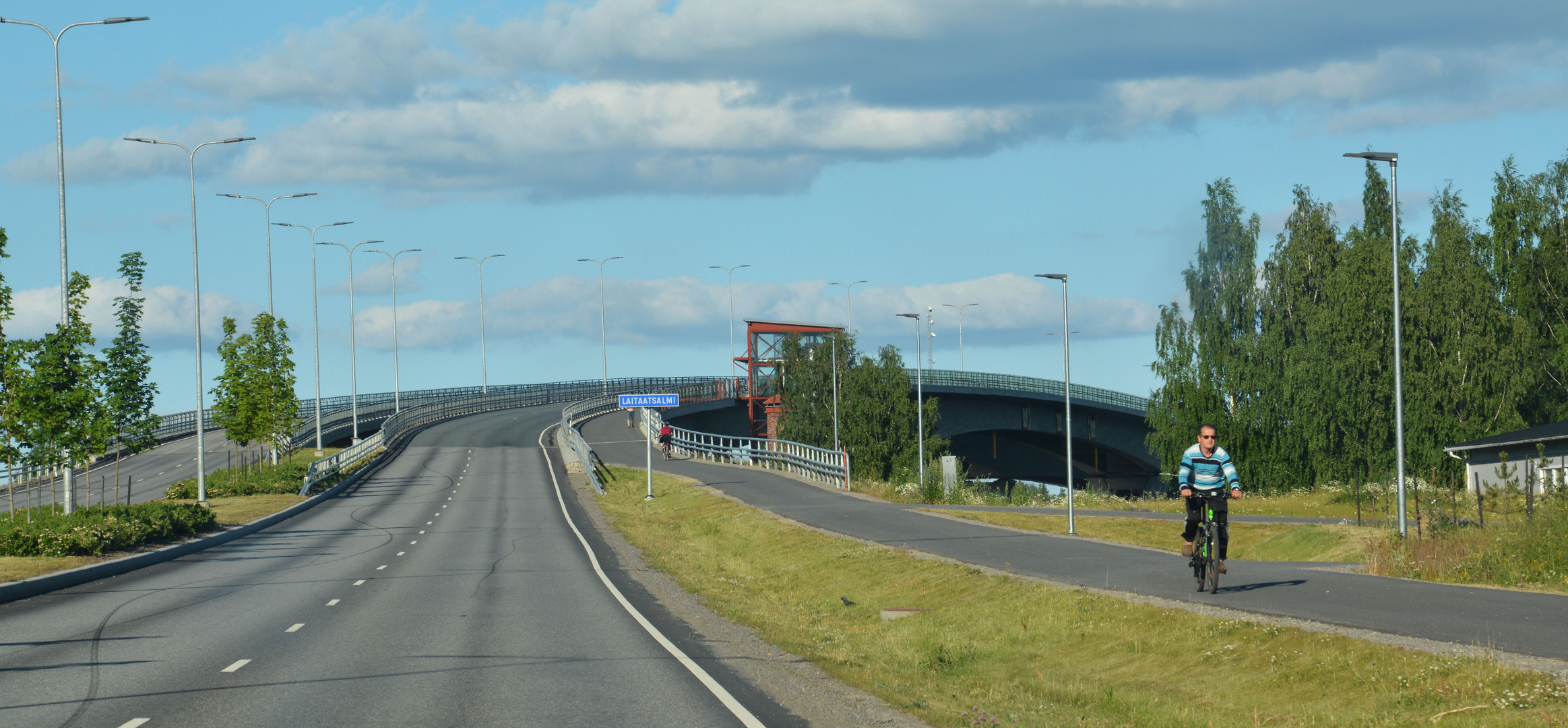 Savonlinna, I am driving to the bridge