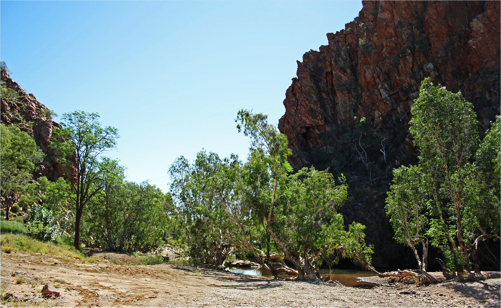 * Sawpit Gorge *