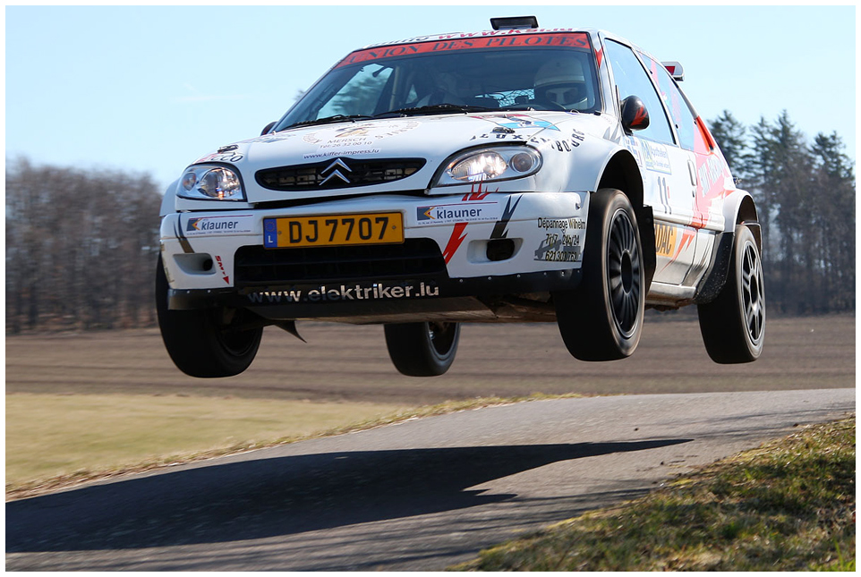 Saxo Kit-Car in the air -Reload-