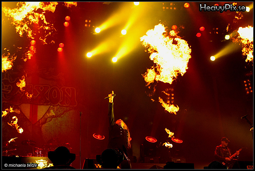 Saxon @ W:O:A 2009