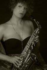 Saxophonistin II
