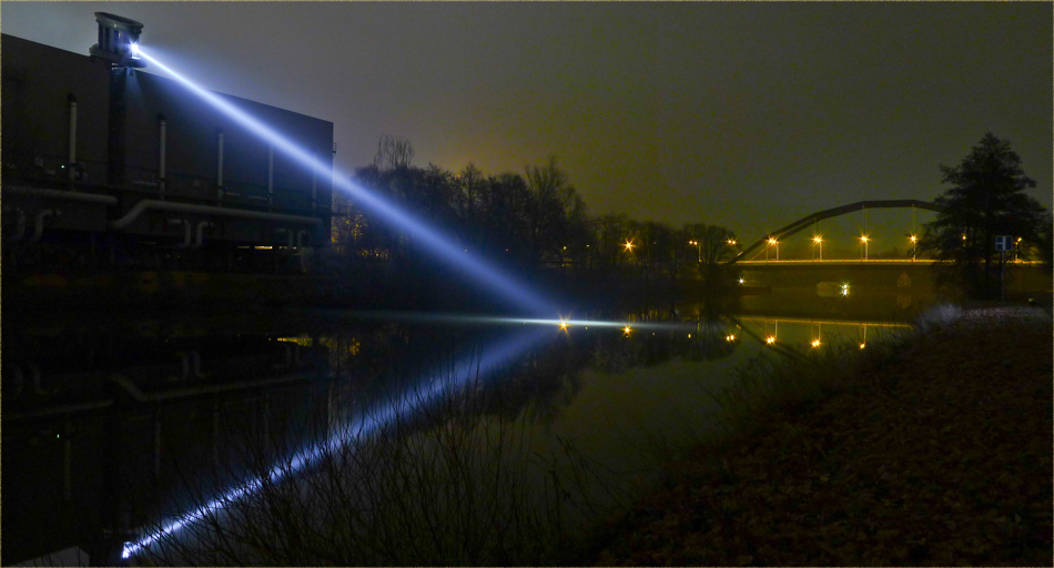 SB-Ostspange bei Nacht