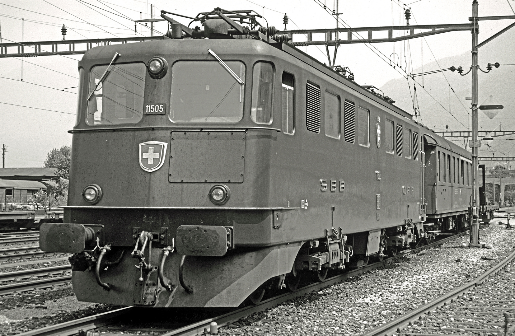 SBB Ae 6-6 11505   Rollende Landstrasse Hupac Cadenazzo  1976