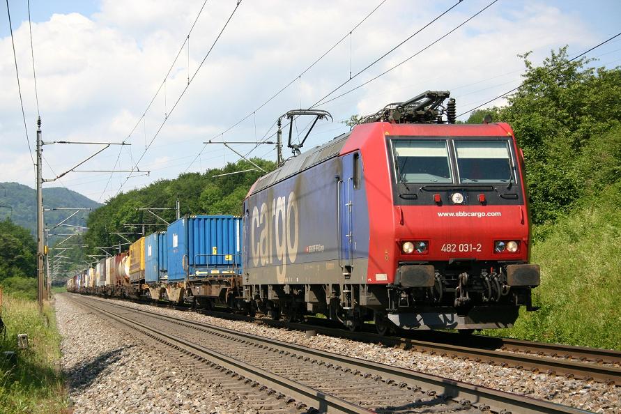 SBB Cargo Re 482 an der Bözberg-Südrampe