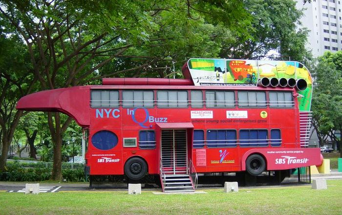 SBS resembled Bus at Youth Park