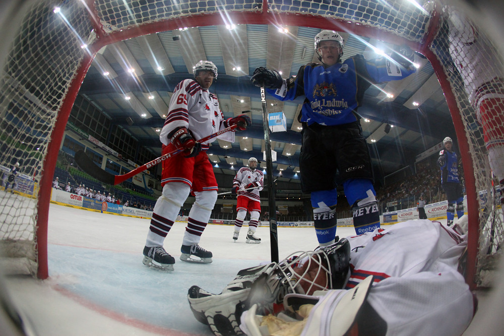 SC Riessersee vs. Landshut Cannibals