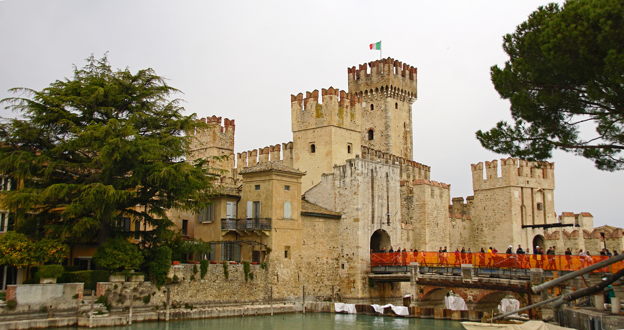 Scaligerburg (Sirmione)