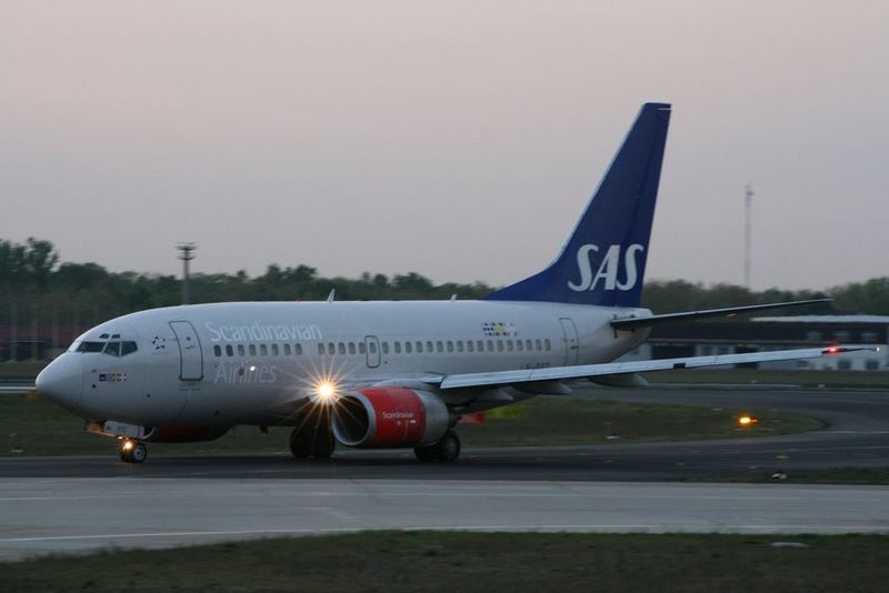 Scandinavian 737