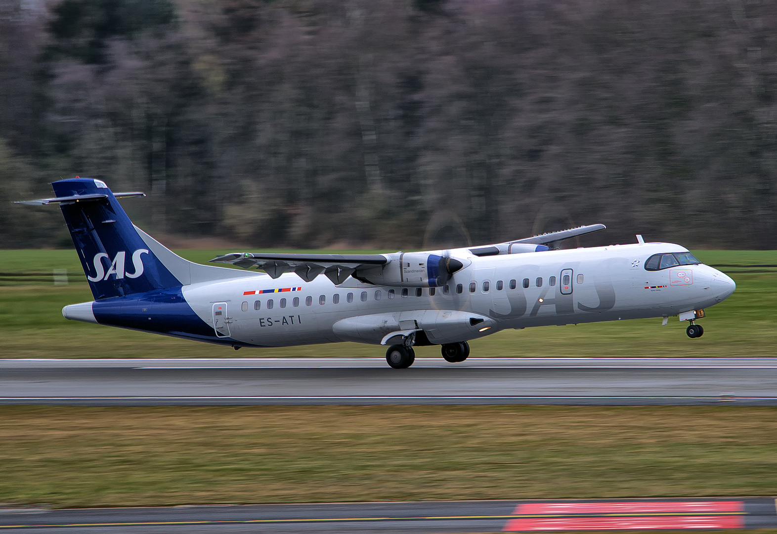 Scandinavian Airlines ATR 72-600 