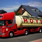 Scania Tankzug von Hoyer