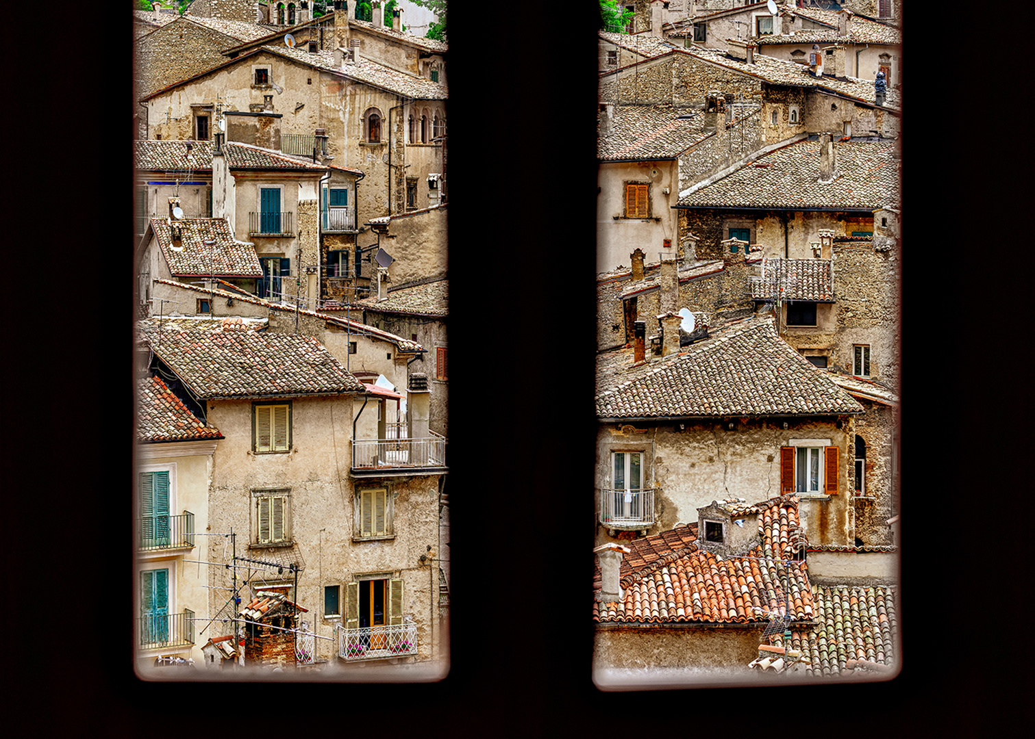 Scanno, sguardo dalla finestra