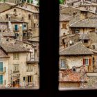 Scanno, sguardo dalla finestra