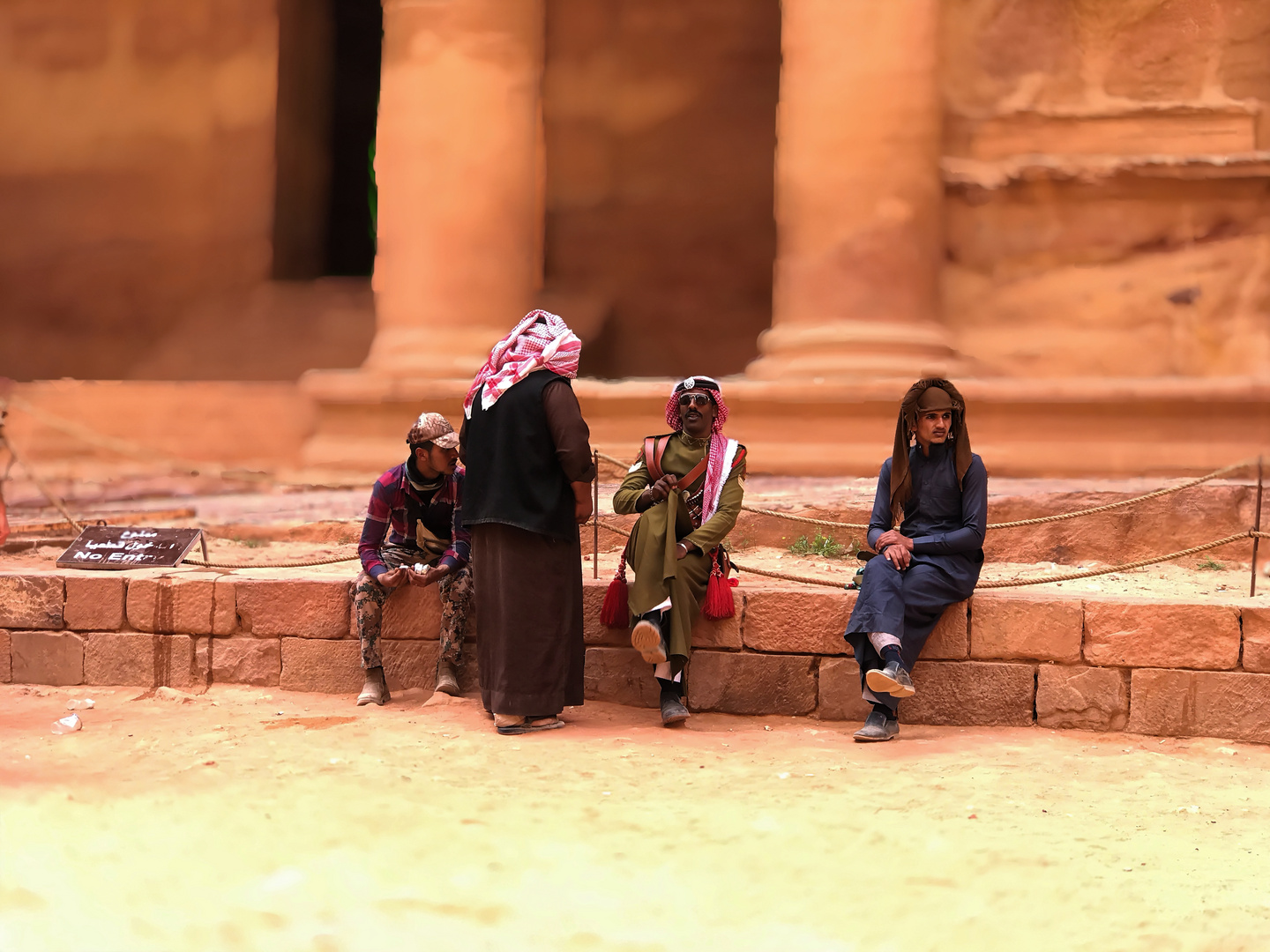 Scene at Petra - Szene in Petra