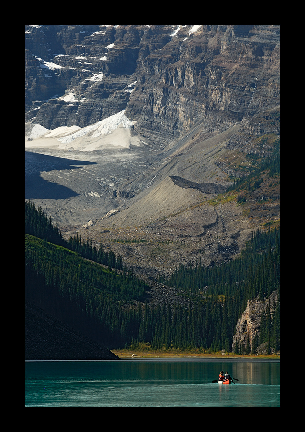 [ Scenic Lake Louise ]