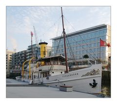 Schaarhörn hat in der Hafencity festgemacht.