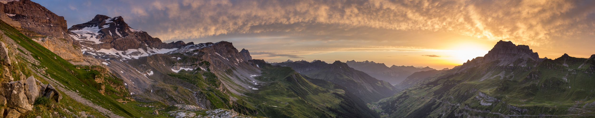 Schächental Panorama