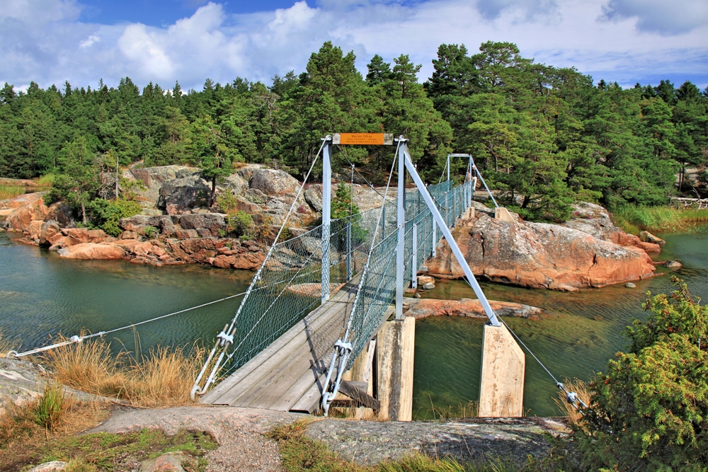 Schärenlandschaft mit Brücke (2)