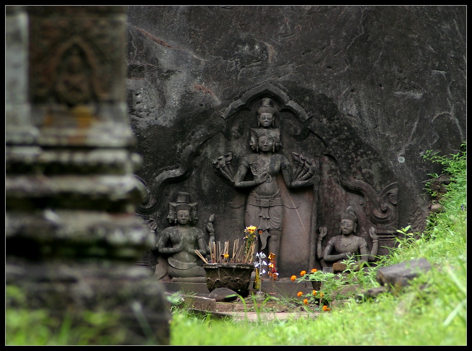 SchaerfeSpiel am Wat Phou (II), Laos