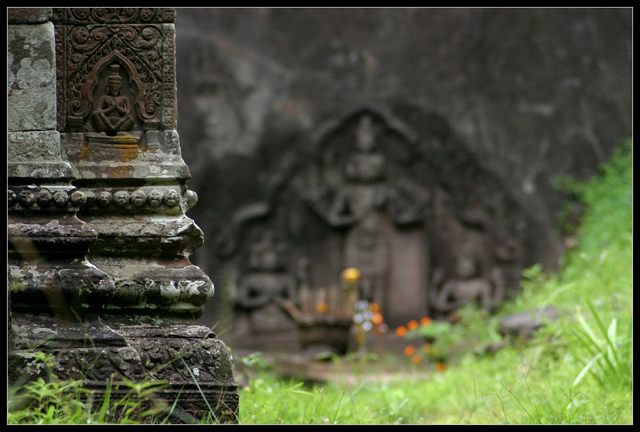 Schaerfespiel am Wat Phou, Laos I