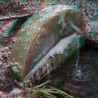 Schafsbrunnen mit Eiszapfen (3D-Anaglyphe)