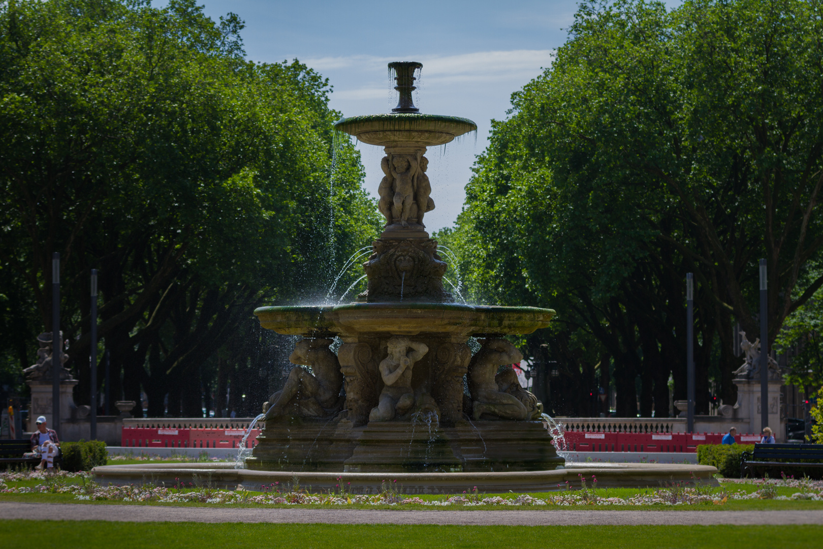 Schalenbrunnen