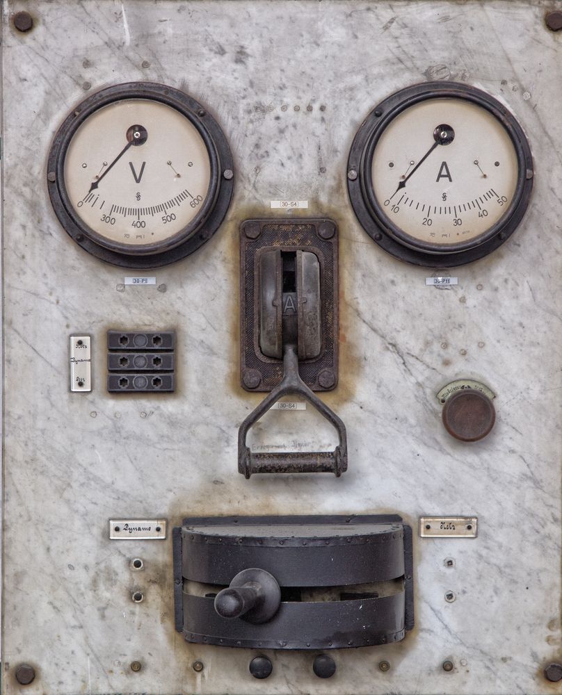 Schalttafel in Marmor Foto & Bild | industrie und technik, industrie