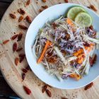 Scharfer Thaisalat mit Oktopus