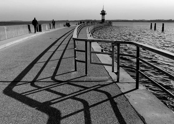 Schatten am Leuchtturm