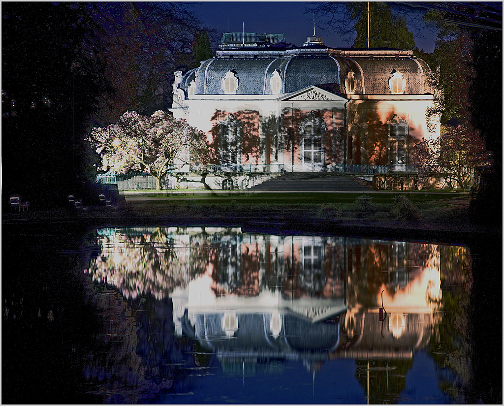 SChatten am Schloss Benrath