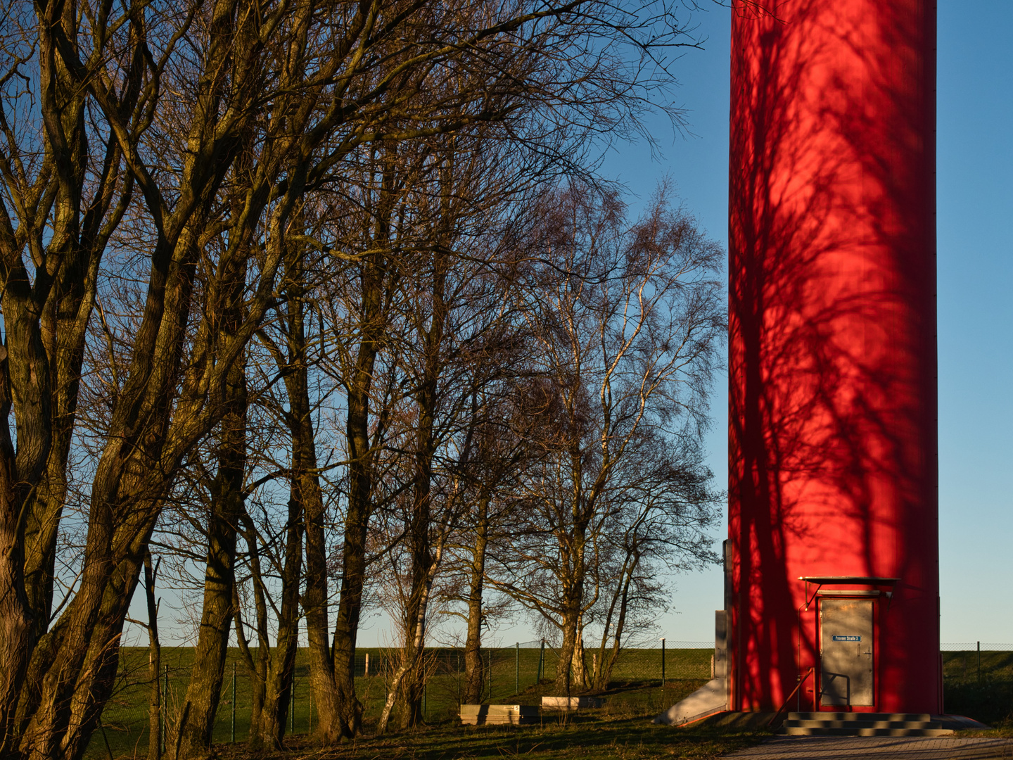 Schatten auf dem Leuchtturm