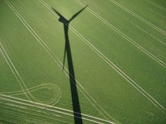 Schatten einer Windkraftanlage