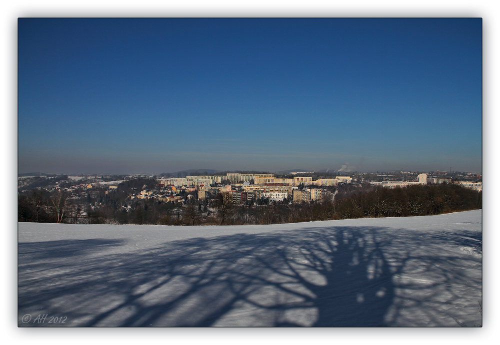 Schatten greifen nach der Stadt