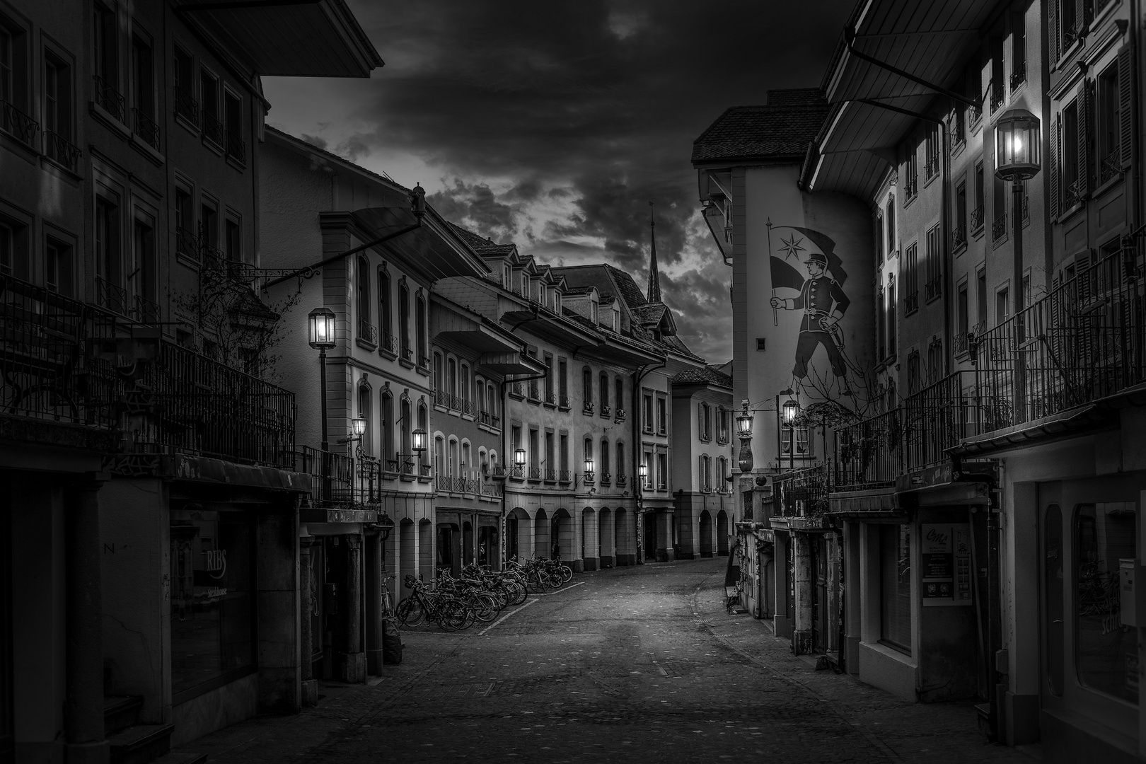 Schatten und Lichter der oberen Hauptgasse Thun