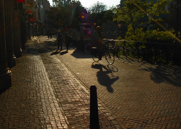 Schatten-Velo-Fahrer