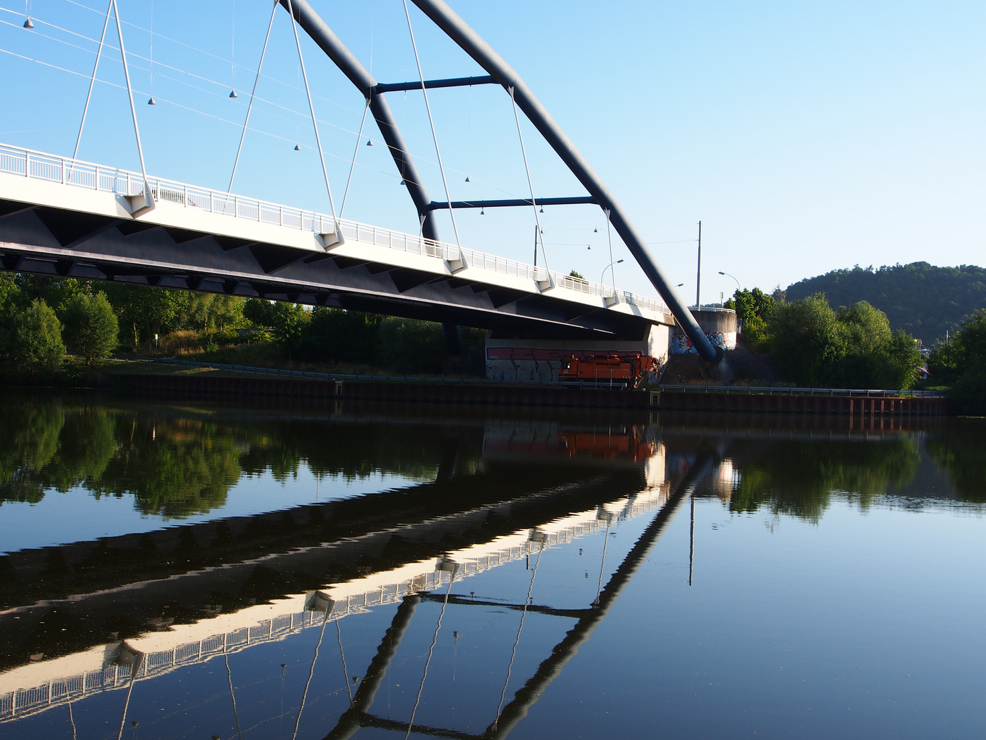 Schattenparker am Spiegelflluß