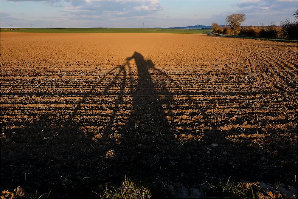 Schattenradler (Thema Licht & Schatten)