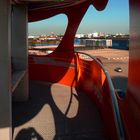 Schattenspiele auf dem View-Point in der Hafencity