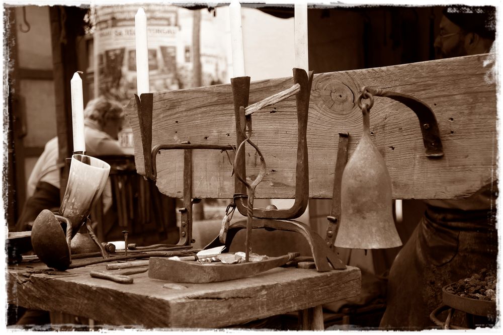 Schaufenster eines mittelalterlichen Schmieds