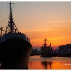 Schaufenster Fischereihafen am Abend