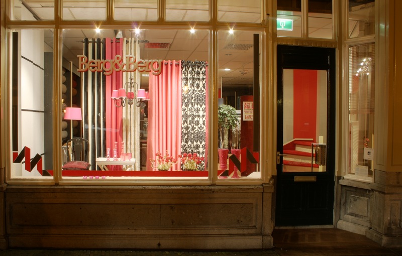 Schaufenster in Noordwijk binnen