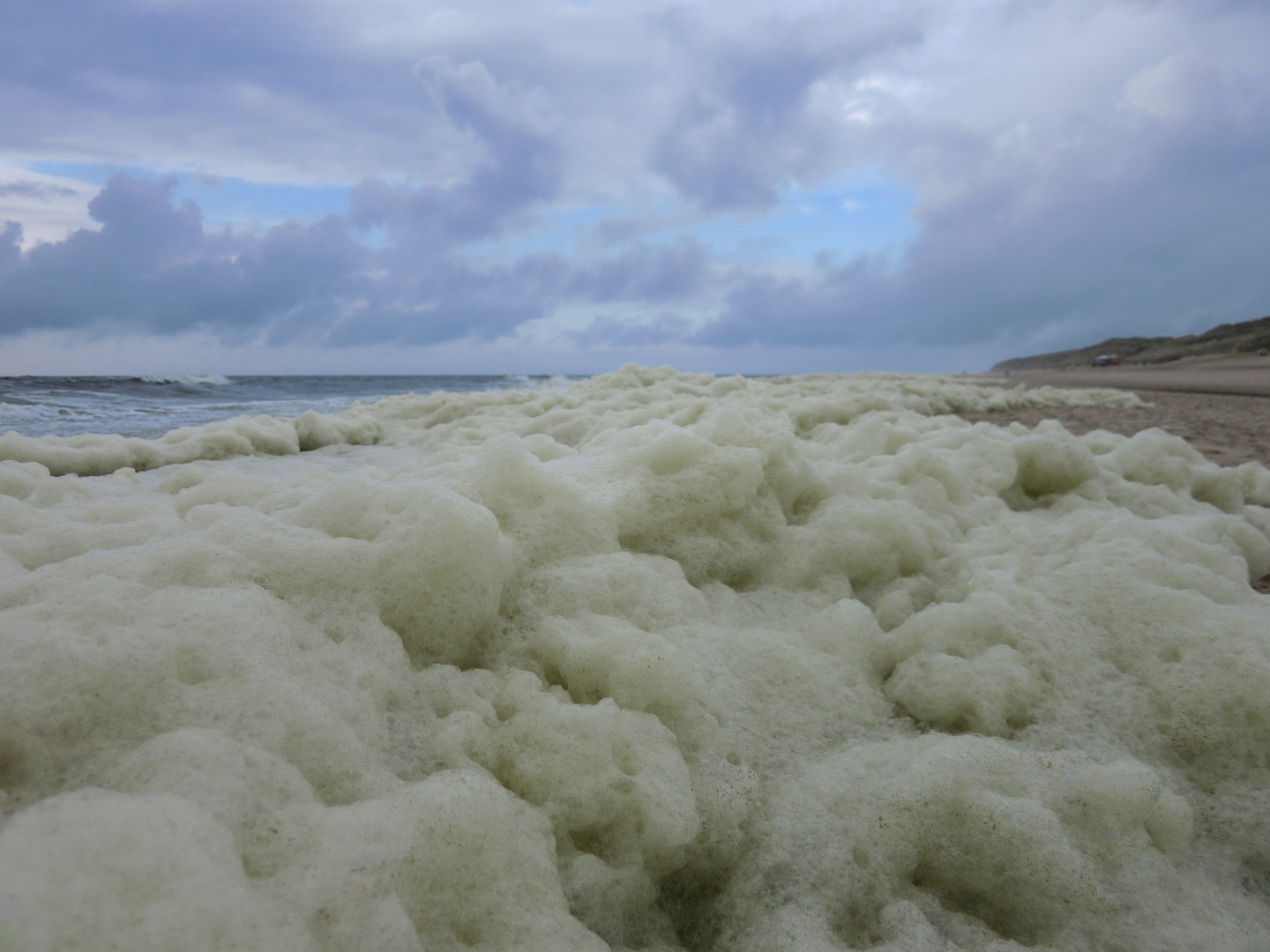 Schaum auf dem Meer