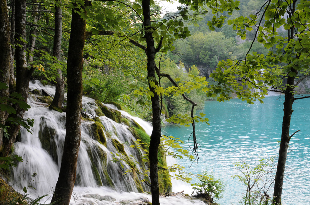 Schaum Wasserfall