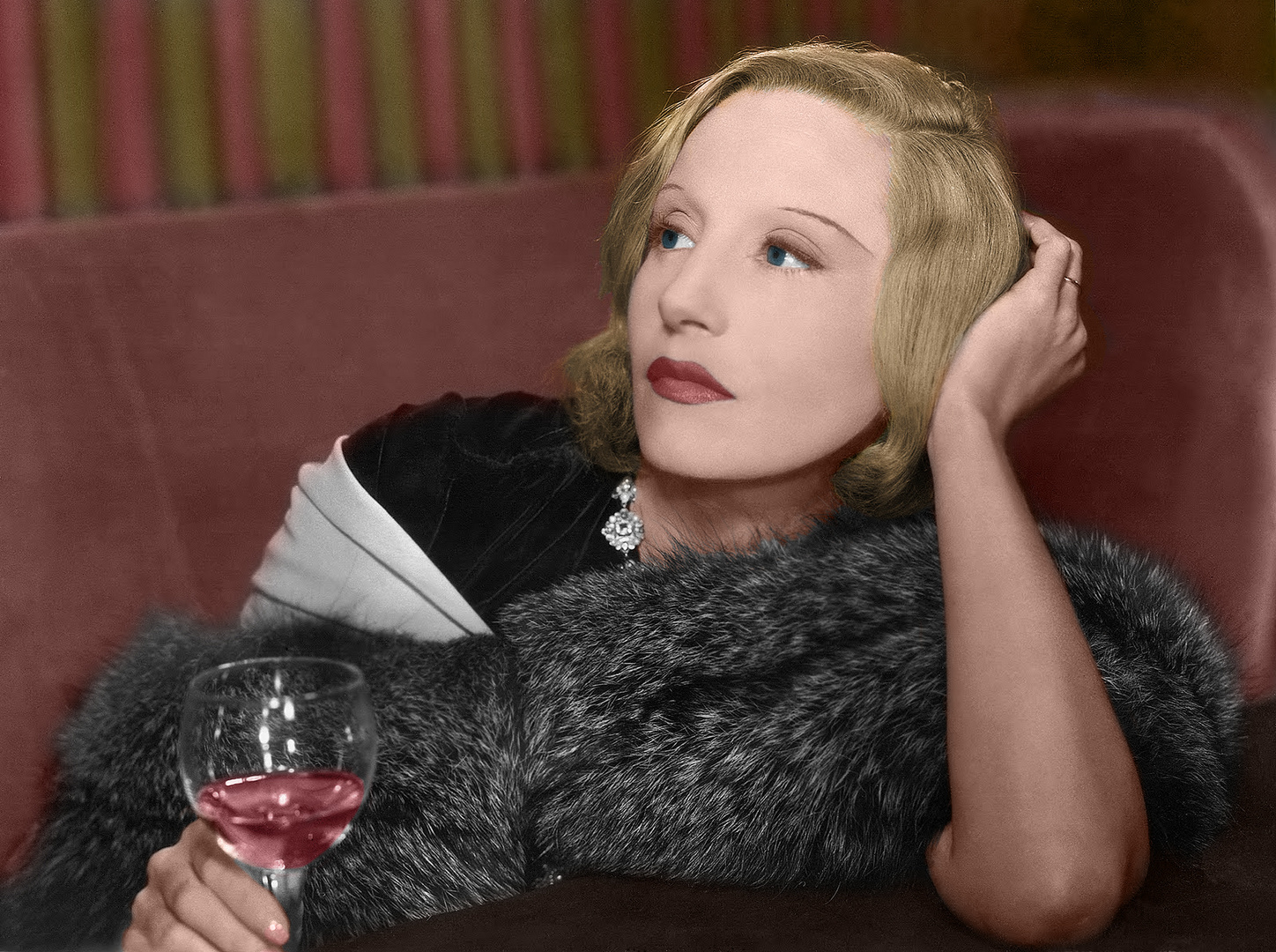 Schauspielerin Elisabeth Bergner In Farbe Foto Bild Erwachsene Prominente Des Offentl Lebens Prominente Kunstler Bilder Auf Fotocommunity