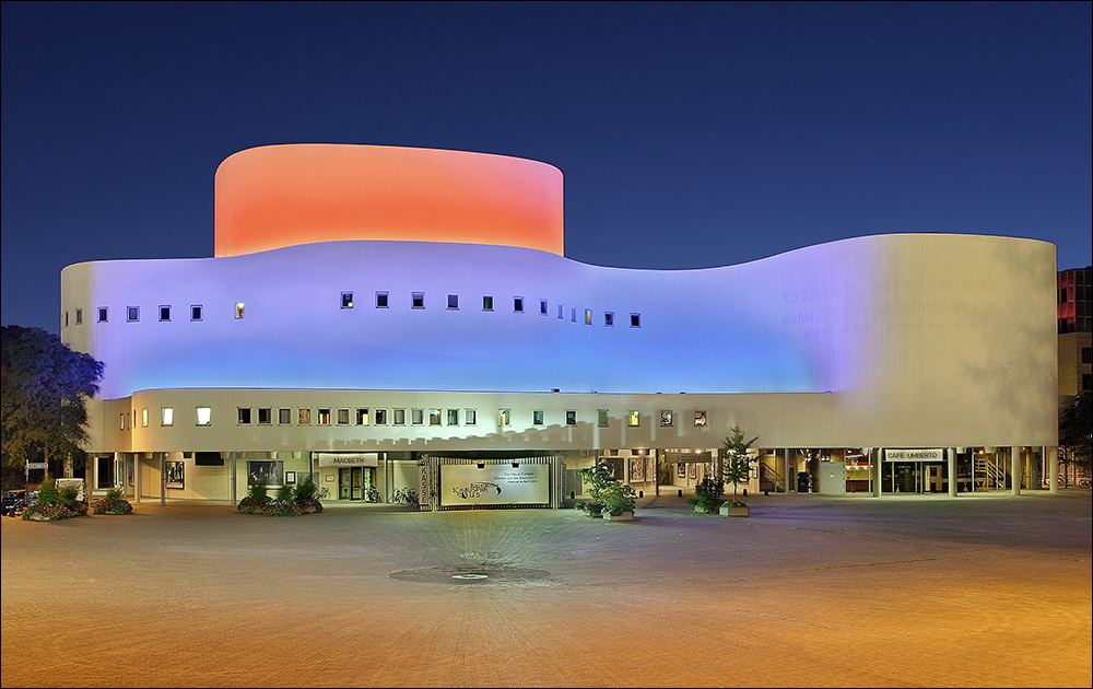 Schauspielhaus...