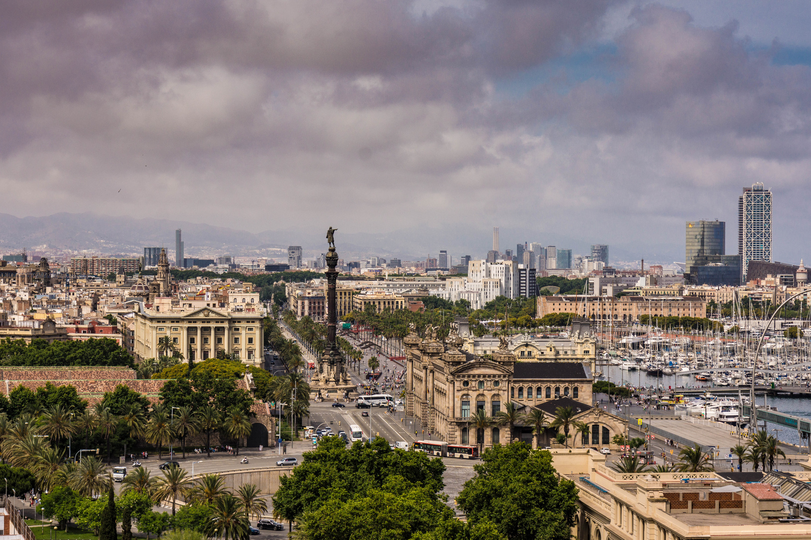 Schaut auf diese Stadt- Barcelona