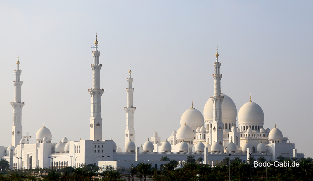 Scheich-Zayid-Moschee am Tag 