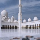 Scheich-Zayid-Moschee in Abu Dhabi, drittgrößte Moschee der Welt